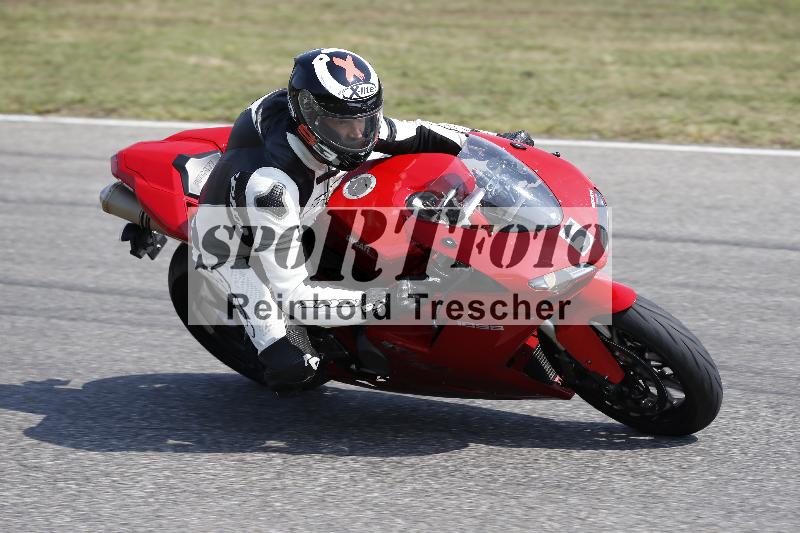 /Archiv-2025/49 26.08.2025 Cornu Master School ADR/blau-bleu/5